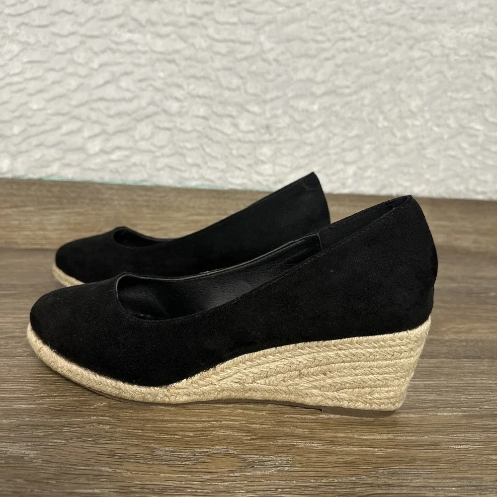 Black Espadrille Wedge Heels Slip On Pumps NWOB Women's Size 11 Resort Capsule